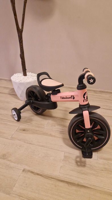 Детско колело с помощтни колела