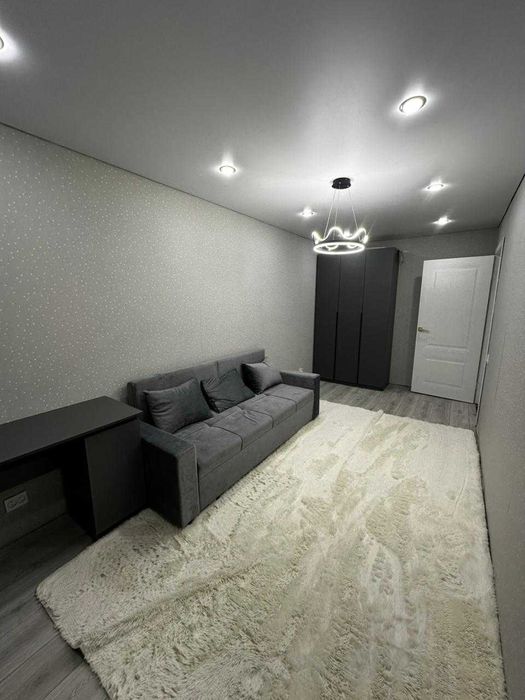 продам 3ех ком кв на детской больнице