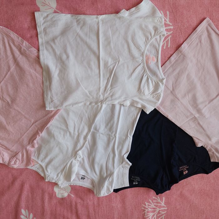 Set tricouri fetita h&m marimea 98-104 noi