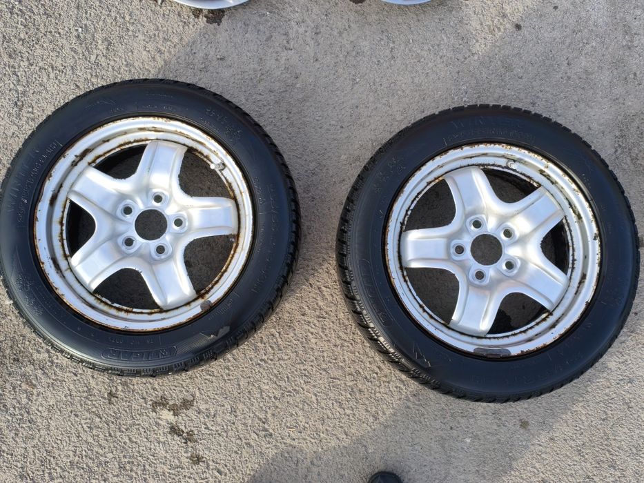 Vând Roti structurate din otel  Renault
