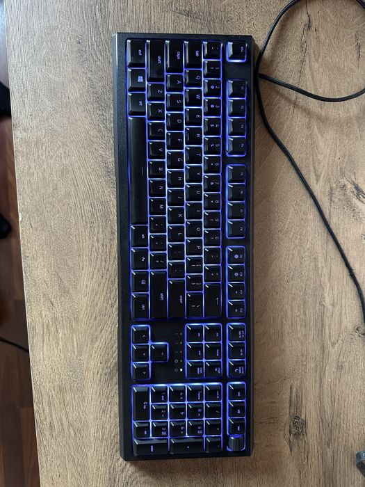 Vand tastatura Razer ORNATA V2