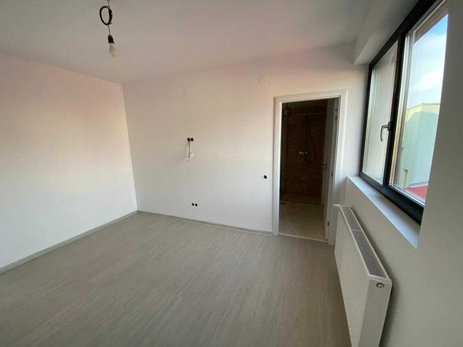 Vanzare/inchiriere imobil P+2 cu 10 garsoniere