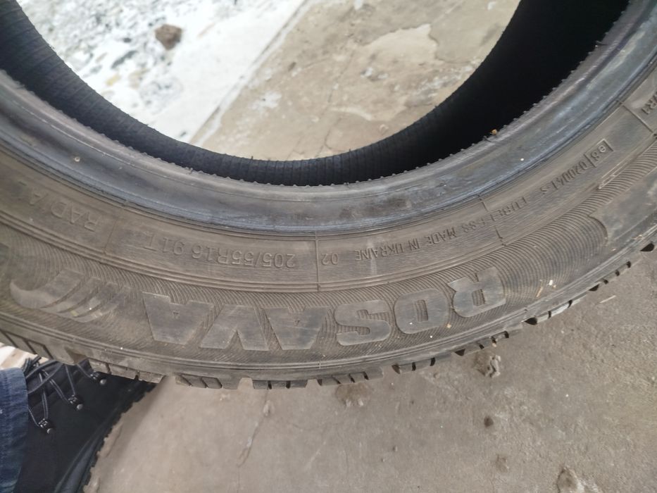 Продам шипованную резину