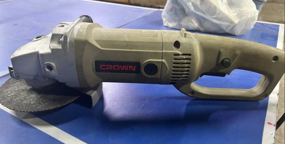 Болгарка CROWN CT13034