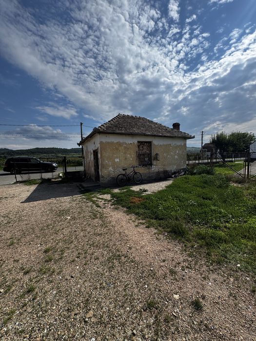 Se vinde proprietate industriala 13355 mp curti/constructii intravilan