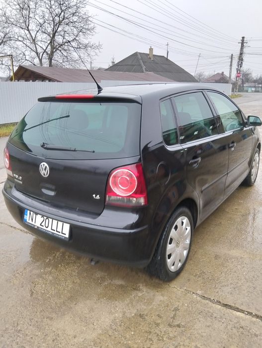 VW Polo 2009 black edition
