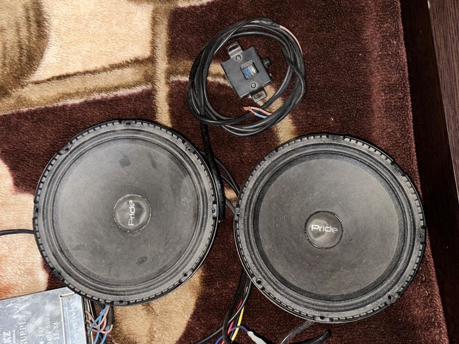 Продам в сборе автозвук