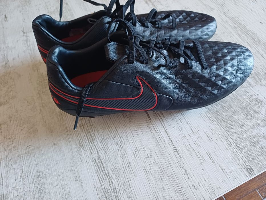 Vând ghete fotbal adidas si nike