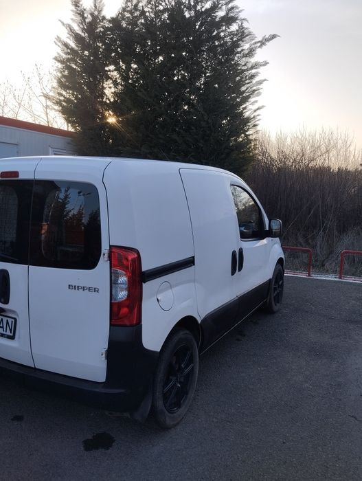 Vând atelier mobil Peugeot bipper