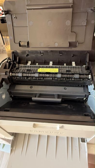Принтер hp  2020 lenovo acer