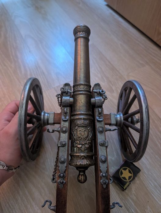 Tun vintage de dimensiuni mari macheta militara