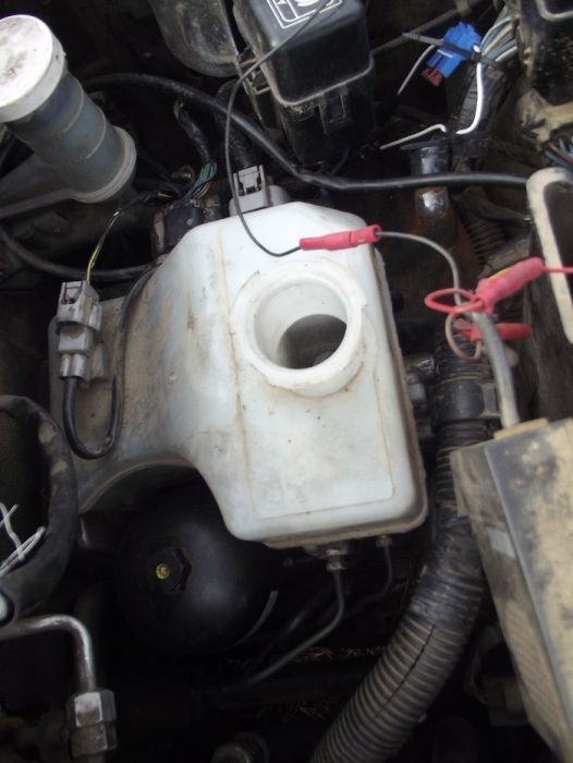 Vas apa Mitsubishi Pajero Shogun vas stropgel vas lichid servo 3.2did