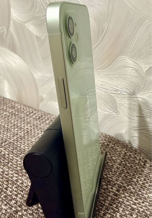 iPhone 12 128Gb с гарантией