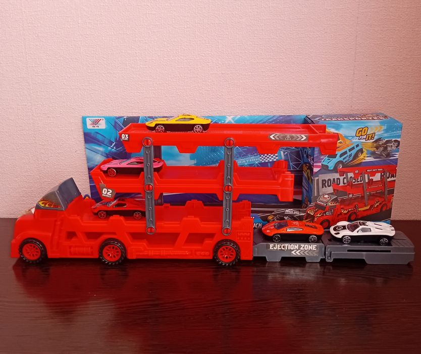 Продам детские машинки