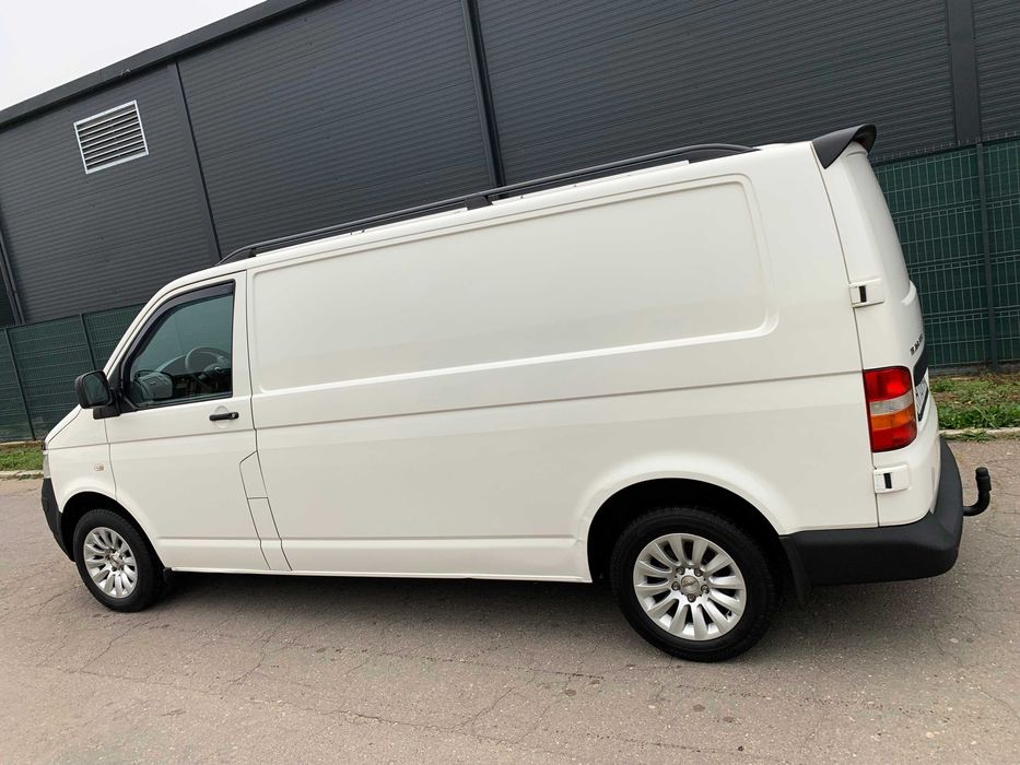 VW TRANSPORTER T5 Long_Motor 1,9 TD_Fabr 2009_ALB_INM.RO 2021_Jante AL