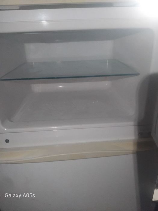 Холодильник б.у в отличном состоянии