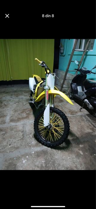 Suzuki RMZ 250 4t