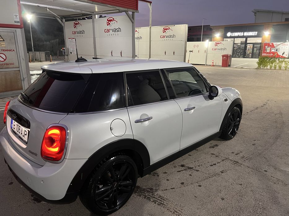 Vand Mini Coper , impecabil