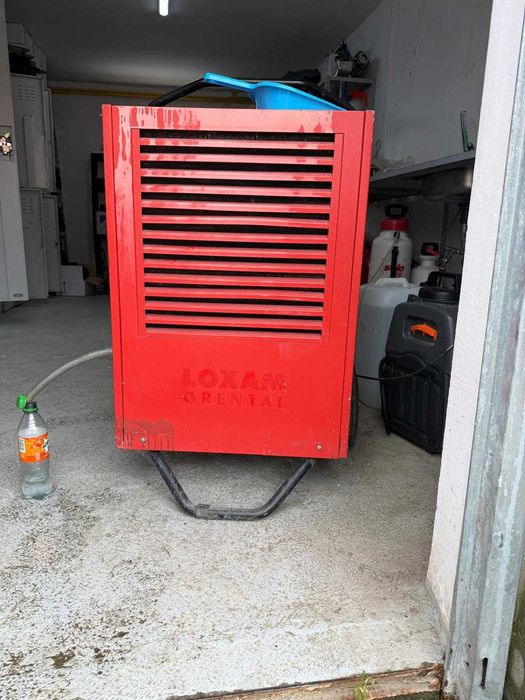 Dezumidificator industrial LOXAM de 80 litrii pe zi