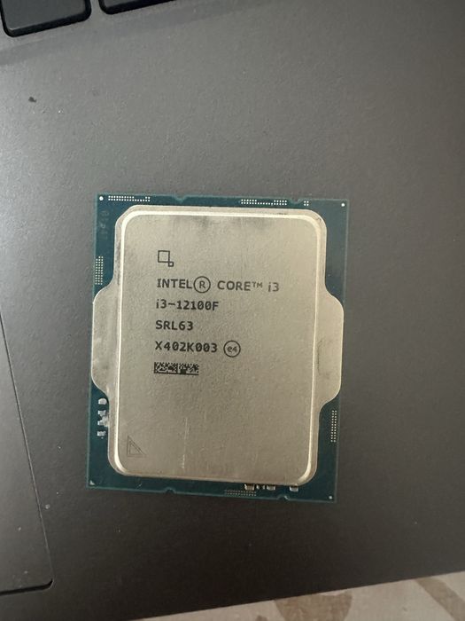 Intel core i3 12100f