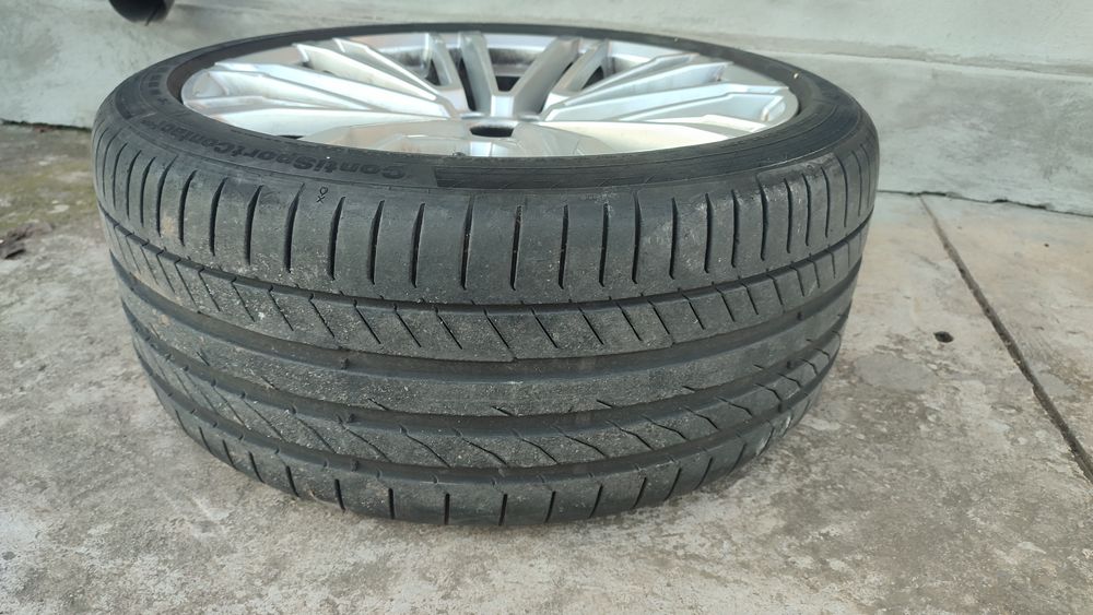 Roata Janta R19 și Anvelopa Continental 255 35 R19