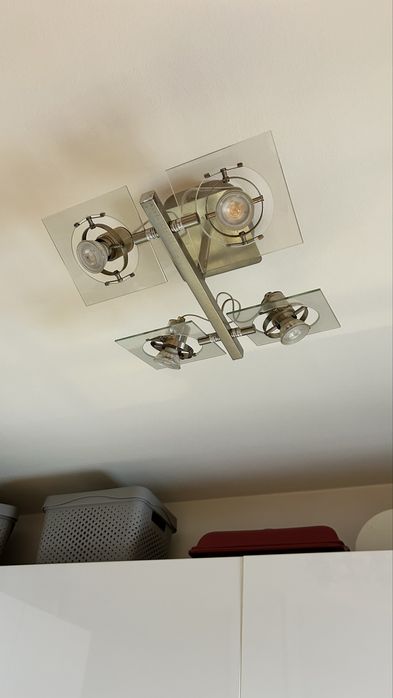 Mobila de bucătărie