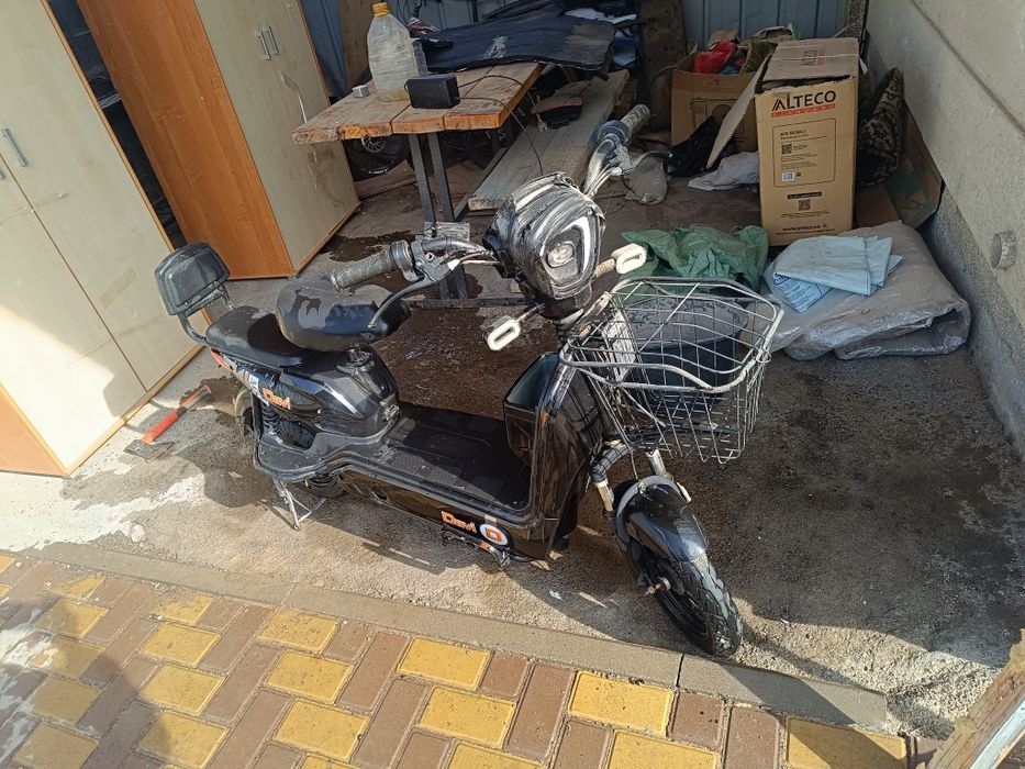 Электроскутер Davi