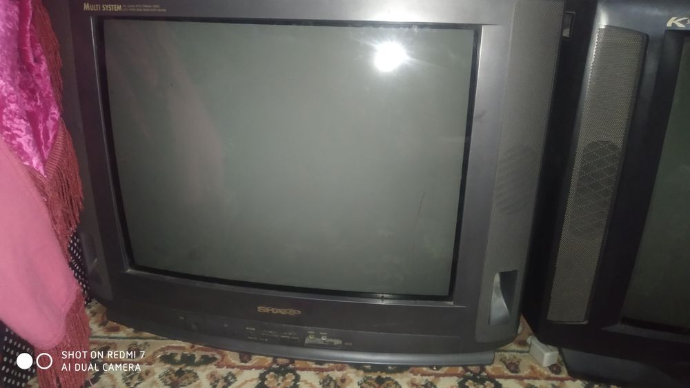 Продаётся 3 штук телевизор JVS SHARP SAMSUNG
