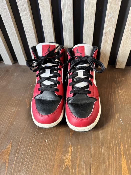 Jordan 1 Mid Chicago Black Toe (GS)