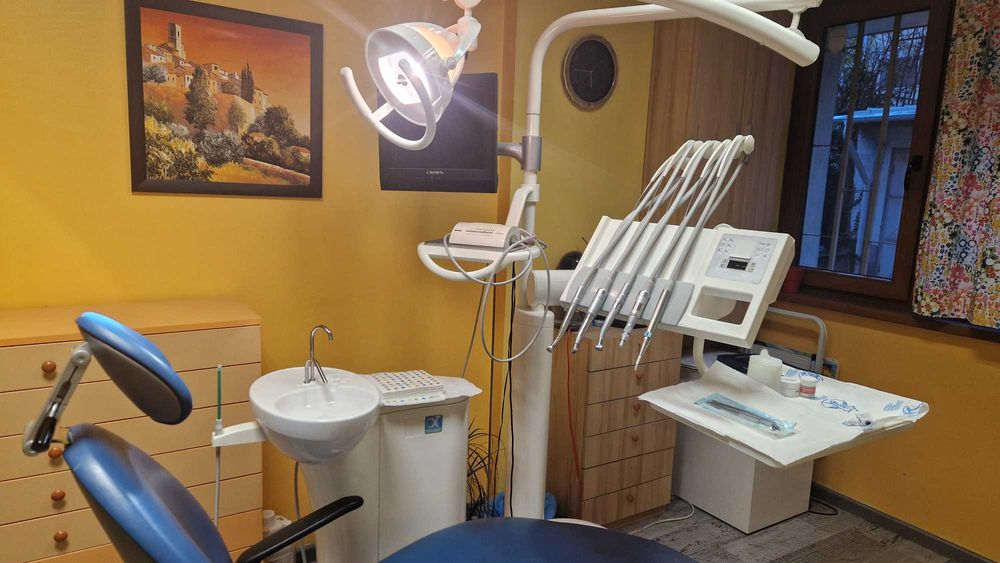 Стоматологичен юнит