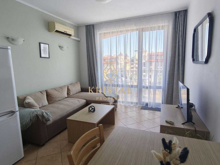 Продава се Двустаен апартамент в к.к. Слънчев бряг - 56 кв.м за 1474 €/кв.м - Снимка #1