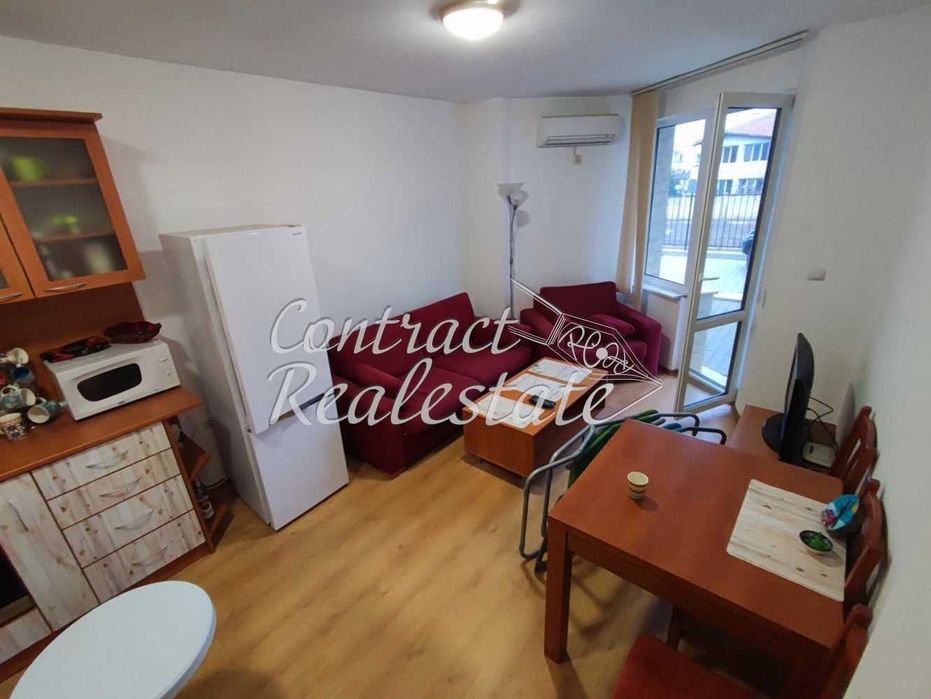 Дава се под наем Двустаен апартамент в Варна, Галата - 45 кв.м за 408 € - Снимка #2