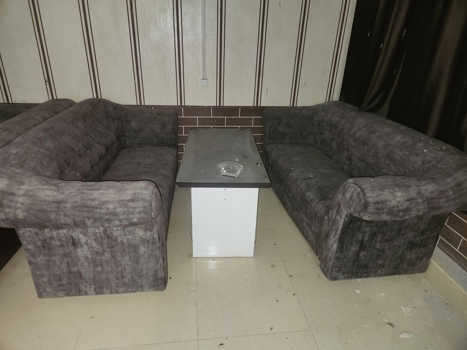 Диван комплект стол