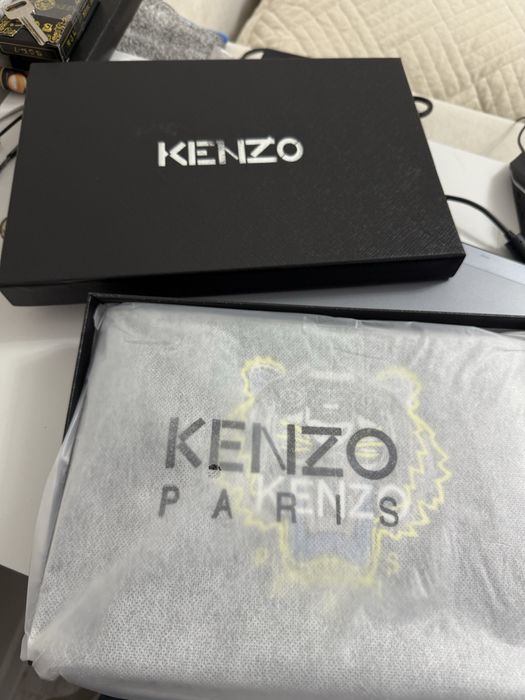 Продается клатч Kenzo Paris