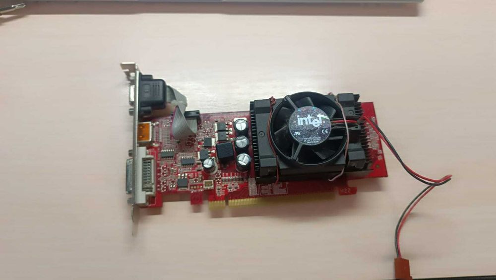 видеокарта GeForce 9300GS 256Mb