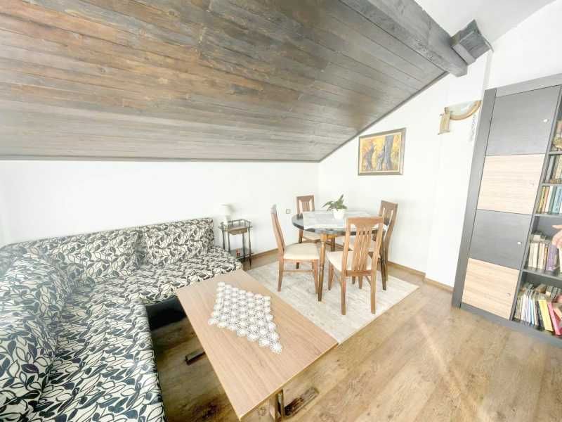 Продава се Къща в Поморие - 200 кв.м за 1000 €/кв.м - Снимка #2