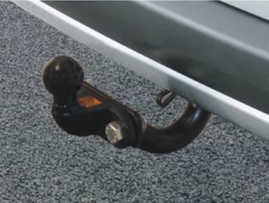 ТЕГЛИЧ различни автомобили за отзад за теглене на ремъркета