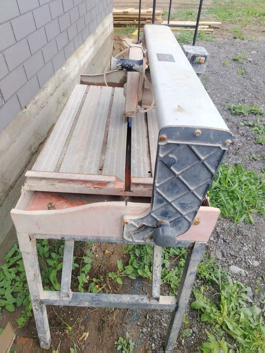 Плиткарез. Кафель