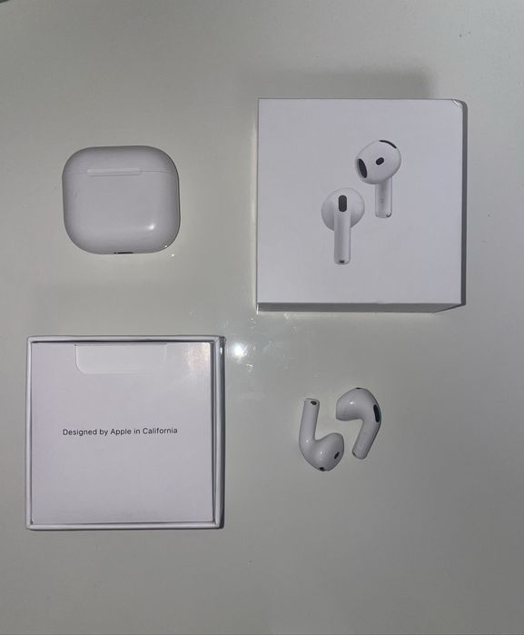 Casti AirPods 4 ANC