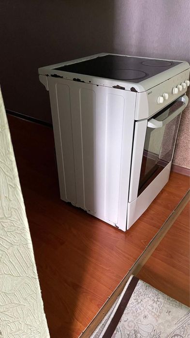 Продам электроплиту