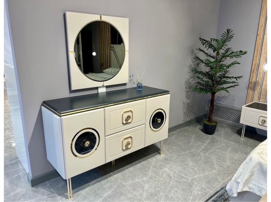 Спальный гарнитур кровать с матрасом