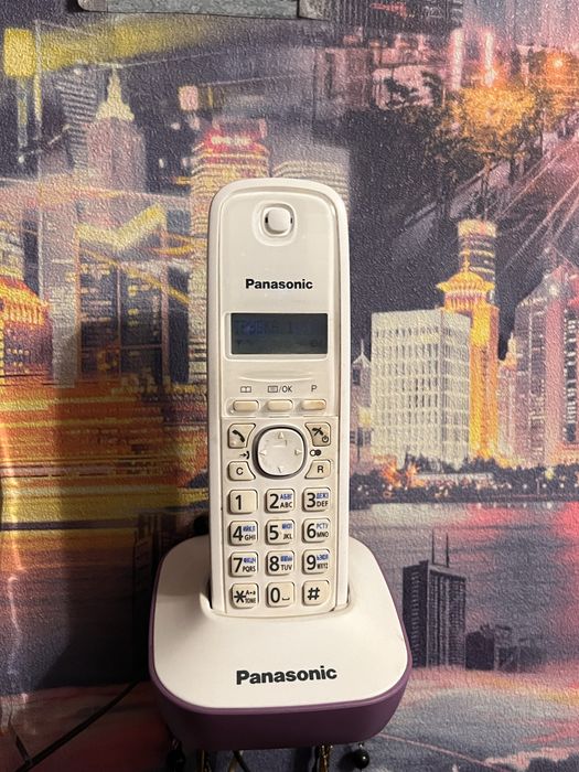 Продам домашний телефон