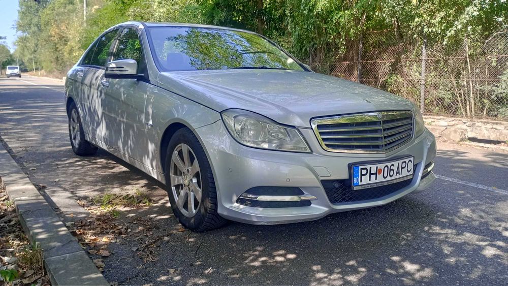 Mercedes Benz C Class 2011