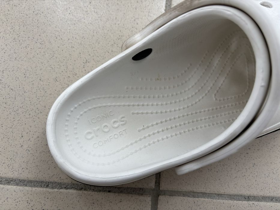 Продам кроксы.