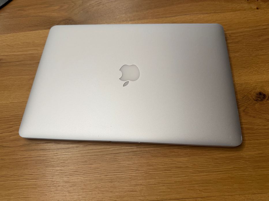 Apple A1398 15-inch MacBook Pro MGXA2N/A Лаптоп