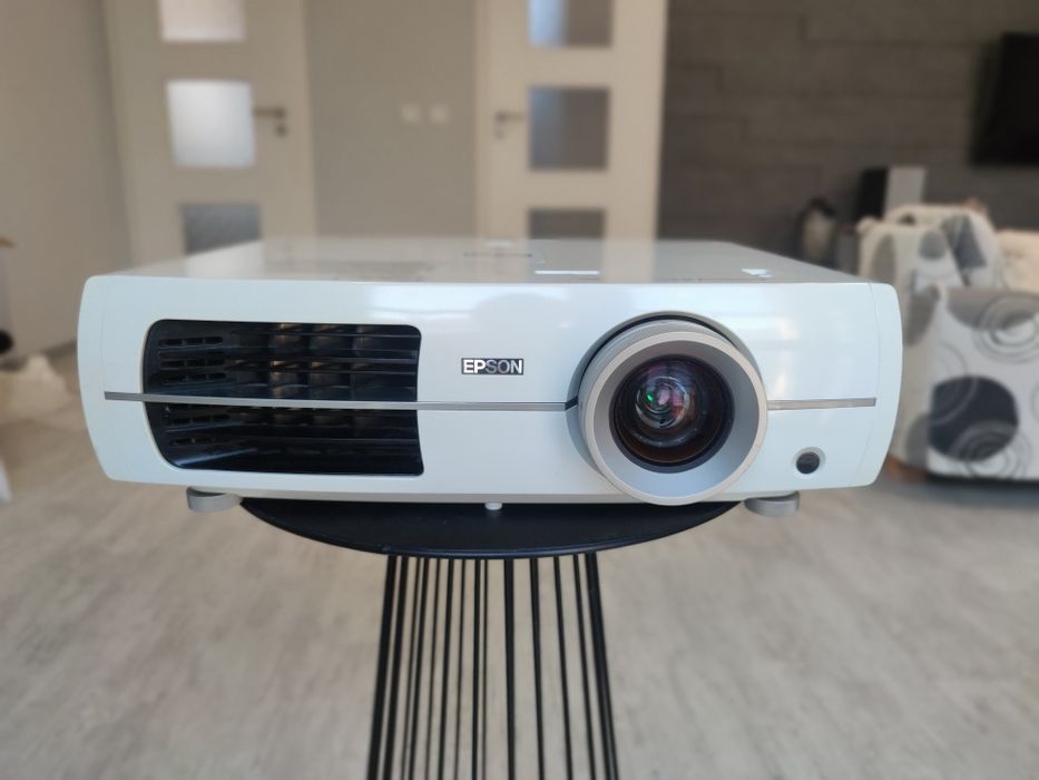 Проектор Epson EH-TW3200 Full HD 1080p – домашно кино
