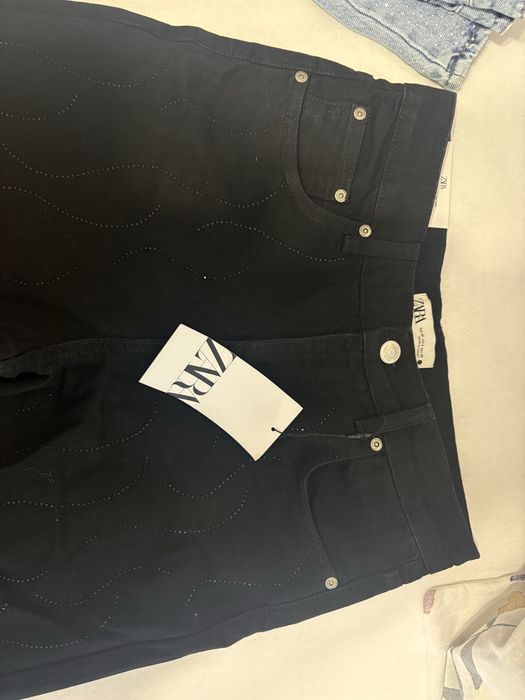 Дънки Zara с камъни