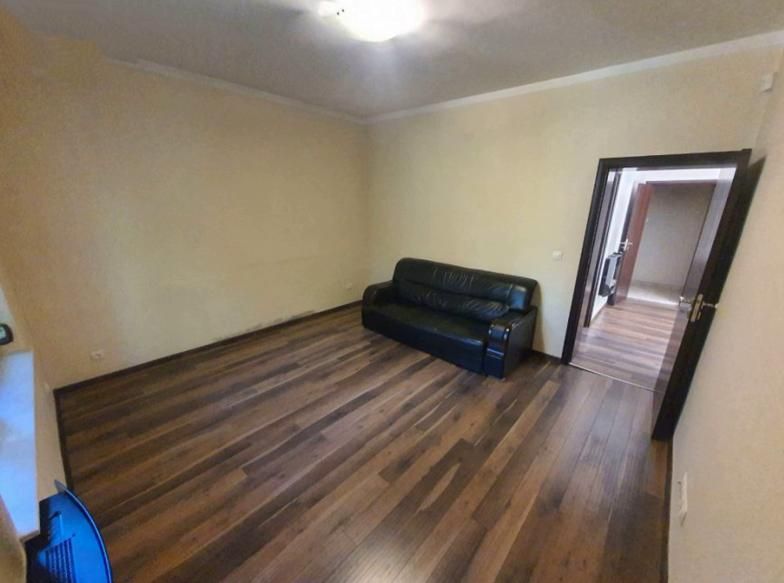 Дава се под наем Етаж от къща в София, Лозенец - 80 кв.м за 800 € - Снимка #1