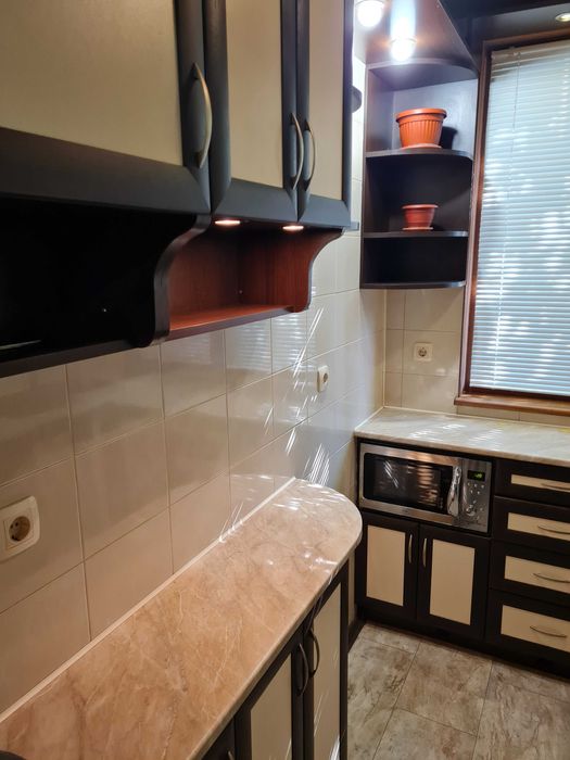 Дава се под наем Тристаен апартамент в Стара Загора, Център - 70 кв.м за 336.6 € - Снимка #5