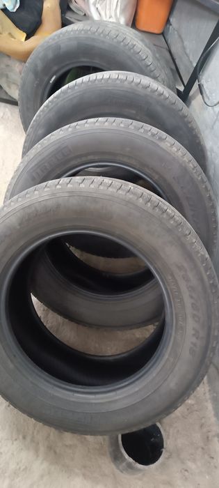 Продам резину  PIRELLI